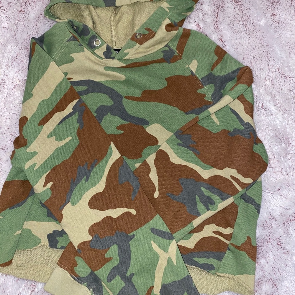 Crop sweater